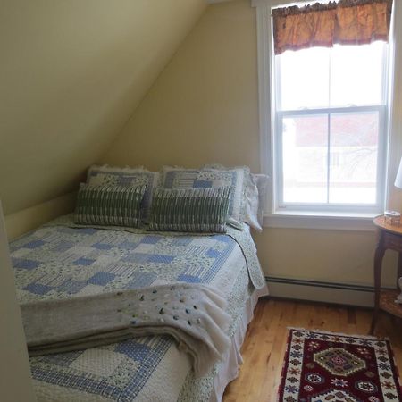 Bed and Breakfast Sunbury Cove Winery Miscouche Экстерьер фото